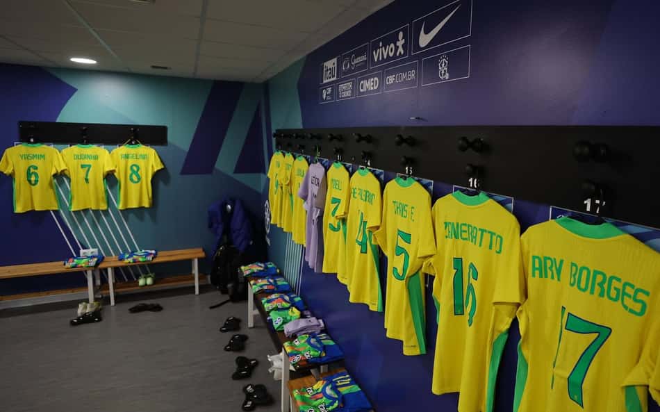 Vestiário da Seleção feminina na Espanha. (Foto: Lívia Villas Boas / CBF)