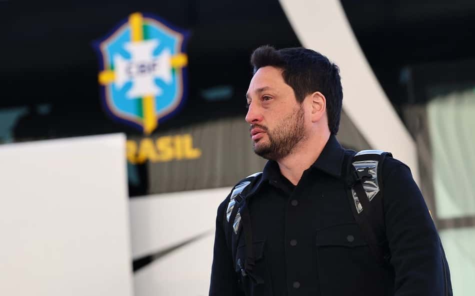 Arthur Elias é mentor de programa da FIFA. (Foto: Lívia Villas Boas / CBF)