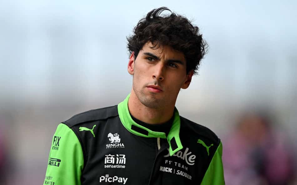 Atraso de voo prejudica chegada de Bortoleto no GP do Catar de F1