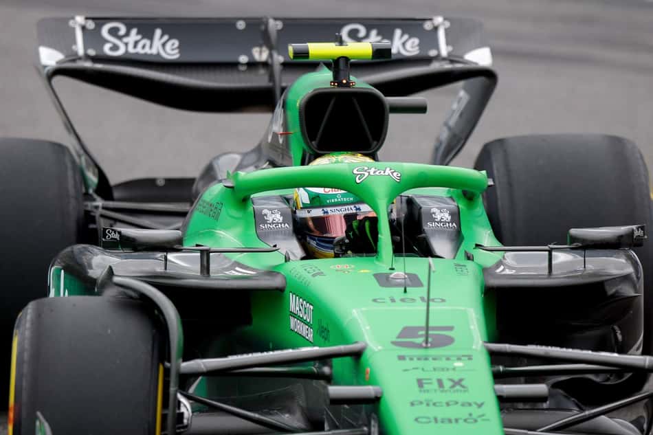 Gabriel Bortoleto na sprint do GP do Brasil (Foto: Miguel Schincariol/ AFP)