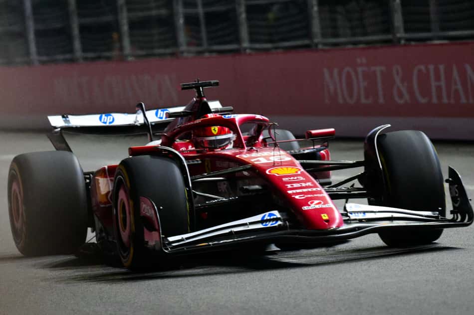 Charles Leclerc no TL1 do GP de Las Vegas de F1 (Foto: Frederic J. Brown / AFP)