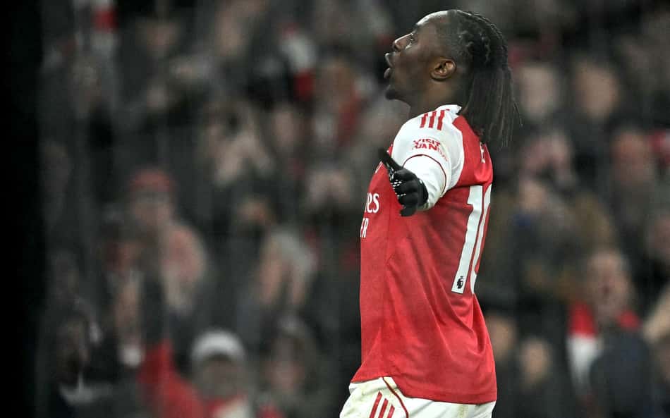 Com hat-trick de Eze, o Arsenal venceu o Tottenham por 4 a 1, pela Premier League (Foto: Ben STANSALL / AFP)