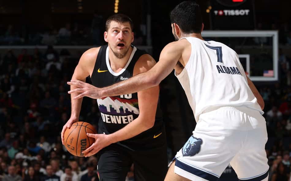 Nikola Jokic no Memphis Grizzlies x Denver Nuggets (Foto: Joe Murphy/NBAE via Getty Images/AFP (Photo by JOE MURPHY / NBAE / Getty Images / Getty Images via AFP)