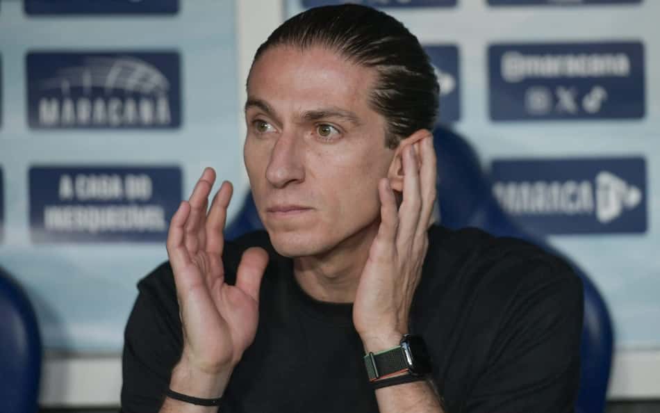 Não é Jorge Jesus; Filipe Luís cita treinador antes da final da Libertadores: 'Estou aqui graças a ele'