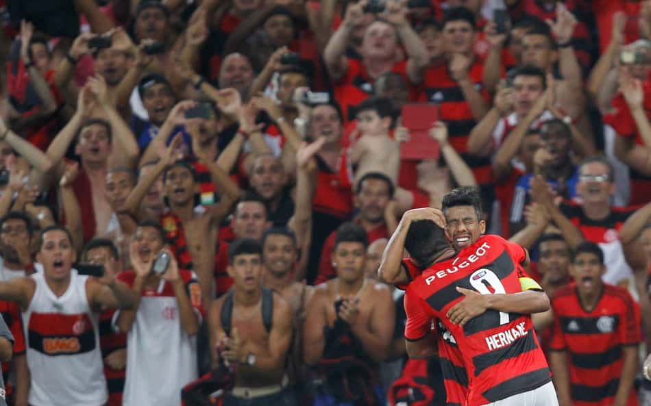 Ex-jogador do Flamengo faz promessa inusitada em caso de título contra o Palmeiras