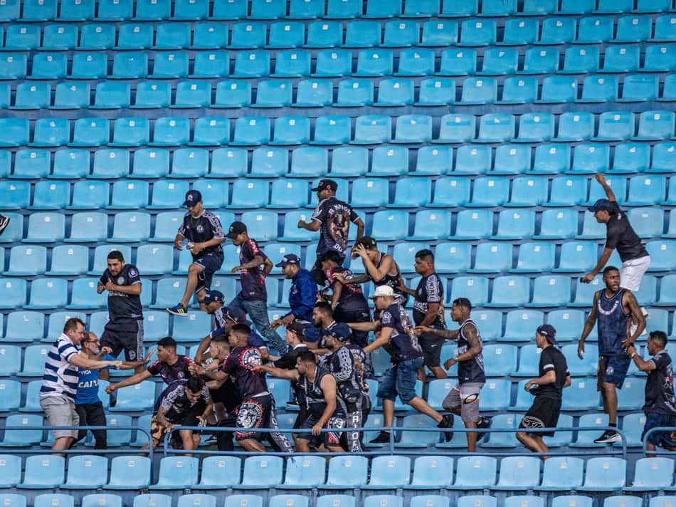 Avaí Remo briga torcida