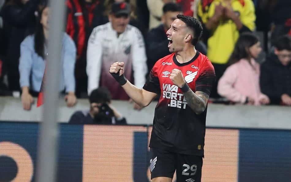 Benavídez Athletico Operário-PR gol comemoração