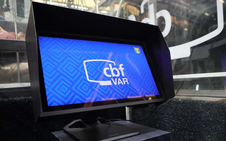 Brasileirão 2025 tem maior interferência do VAR; entenda critérios