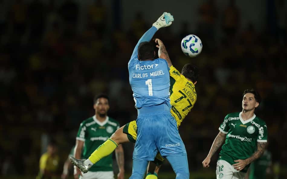 Torcedores do Palmeiras apontam culpado por derrota para o Mirassol: 'Bizarro'
