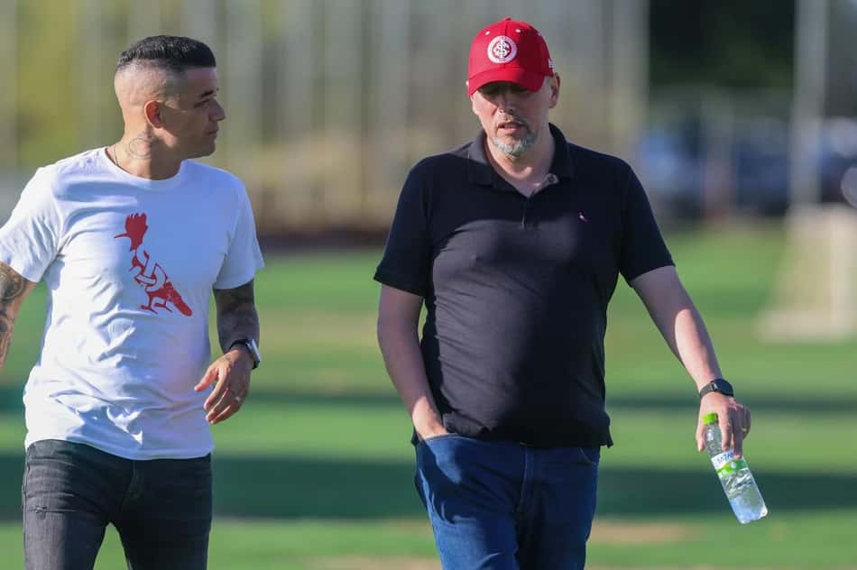 Andrés D'Alessandro e Alessandro Barcellos, dirigentes do Internacional