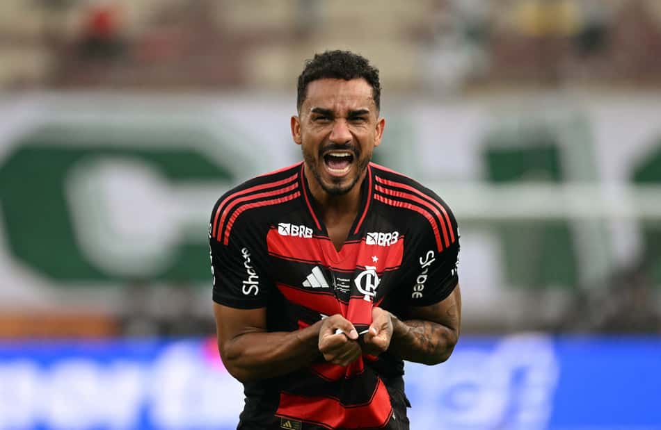 Danilo foi o herói do Flamengo na final da Libertadores