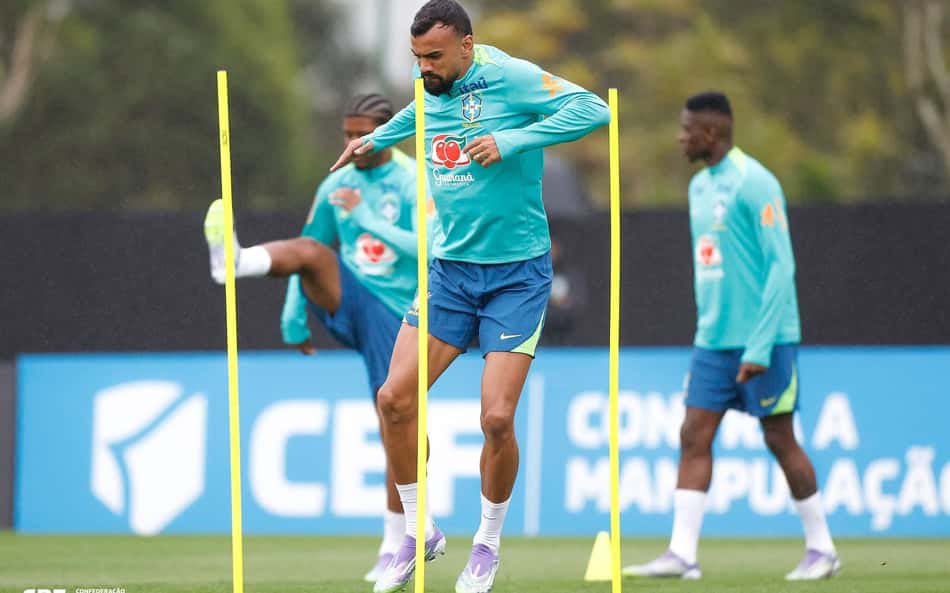 Fabrício Bruno pega 'carona' em avião de Leila Pereira para jogo do Cruzeiro