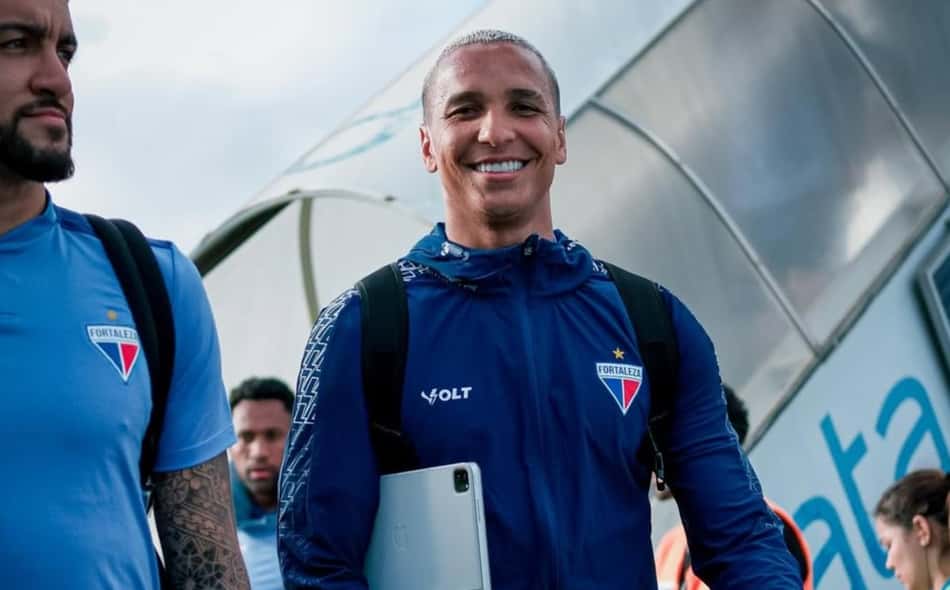 O Fortaleza já desembarcou para enfrentar o RB Bragantino (Foto: Mateus Lotif/Fortaleza EC)