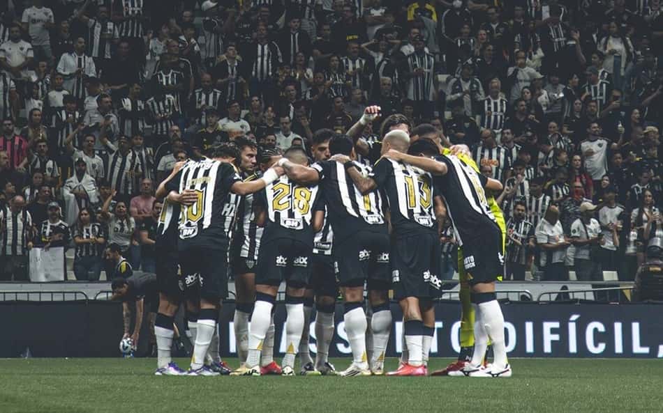 Atlético-MG tem mudanças para enfrentar o Flamengo; veja escalação