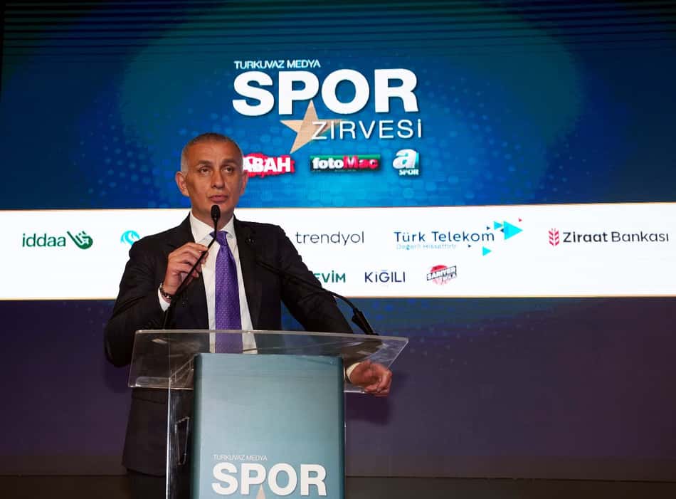 İbrahim Ethem Hacıosmanoğlu é Presidente da Federação Turca de Futebol turquia