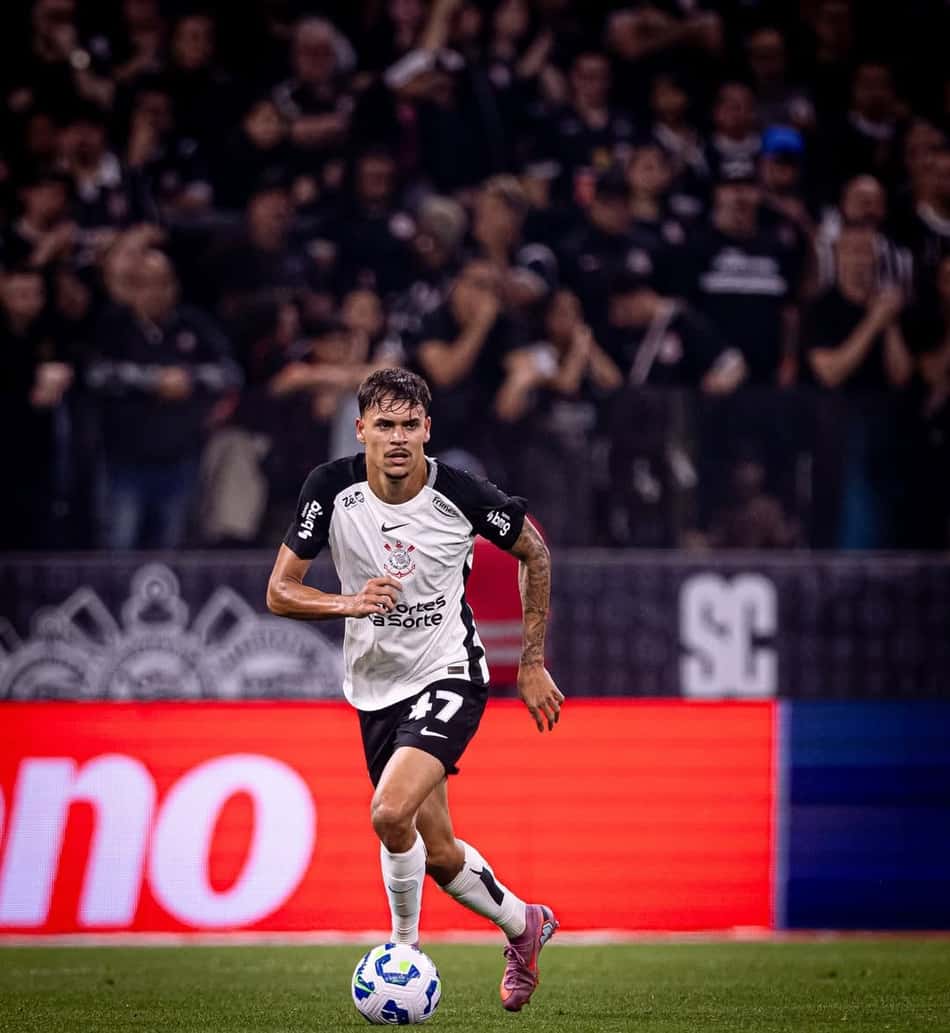 João Pedro Tchoca vive sequência no Corinthians (Foto: Divulgação/ Corinthians)