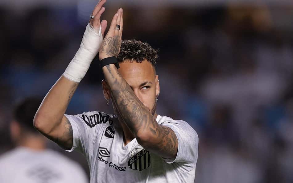 Cena envolvendo Neymar em Santos x Palmeiras chama atenção
