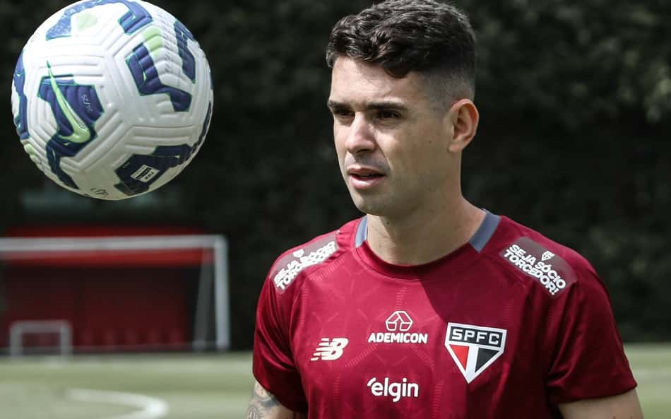 Além de Oscar no São Paulo: relembre jogadores que tiveram problemas cardíacos no passado