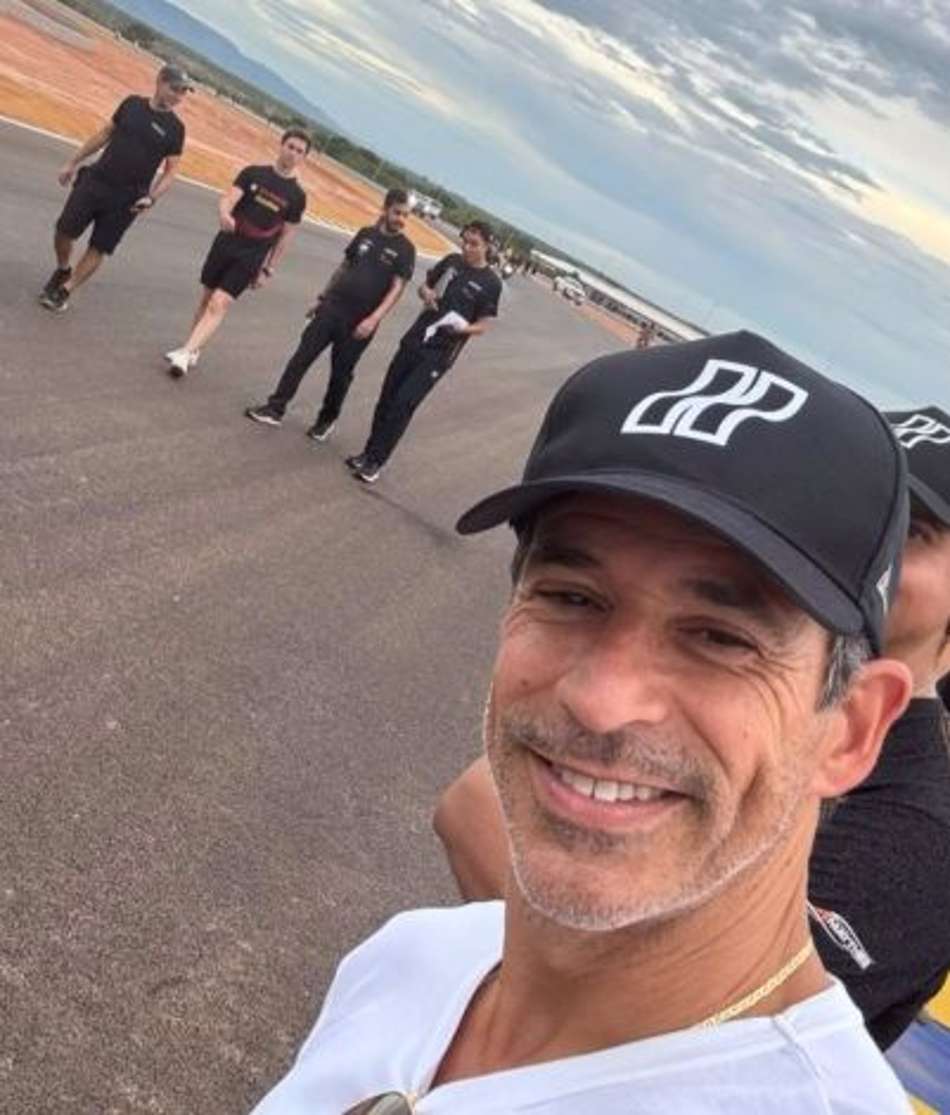 Helio Castroneves no autódromo de Cuiabá (Foto: Helio Castroneves)