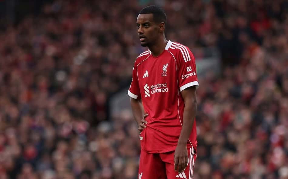 Jogador do Liverpool compra cão de guarda de R$ 200 mil, após ameaças de morte