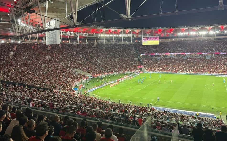 Maioria esmagadora dos brasileiros acompanham futebol, diz pesquisa