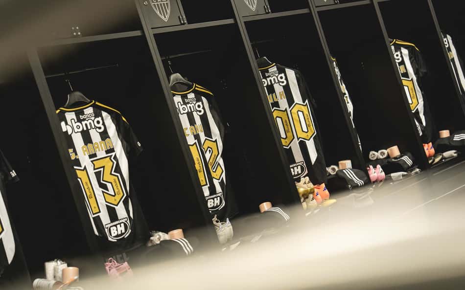 Vestiário do Atlético pronto para a partida (Foto: Pedro Souza / Atlético)