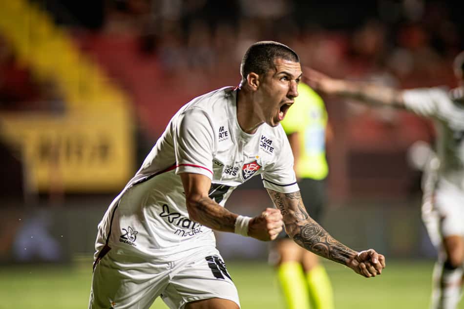 Cantalapiedra faz segundo gol do Vitória contra o Sport (Foto: Victor Ferreira / EC Vitória)