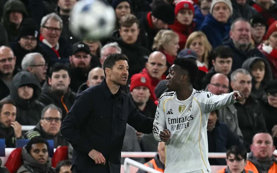 Jogadores do Real Madrid querem a demissão de Xabi Alonso, diz jornalista