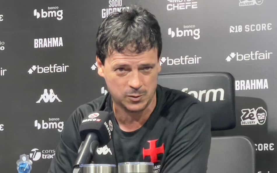 Fernando Diniz após derrota do Vasco para o São Paulo (Foto: Pedro Cobalea/Lance!)