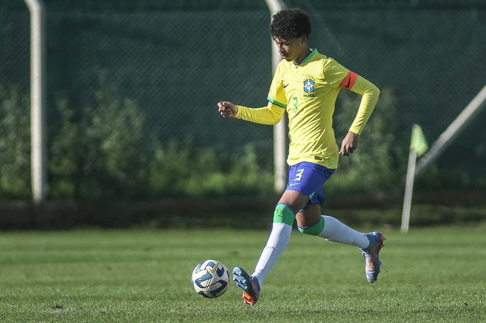Pedro Paulo acumula passagens pela Seleção Brasileira Sub-15 (Foto: Divulgação)