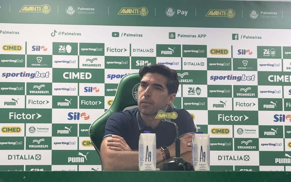 Abel usa destaque da base para cobrar rendimento de elenco do Palmeiras