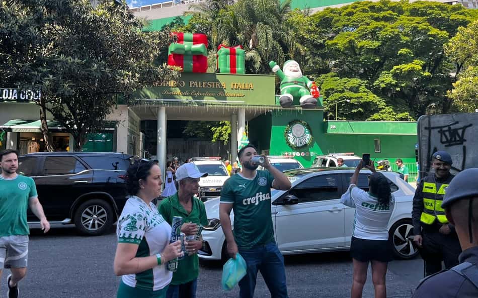 Allianz tem reforço da PM para torcida do Palmeiras na final da Libertadores
