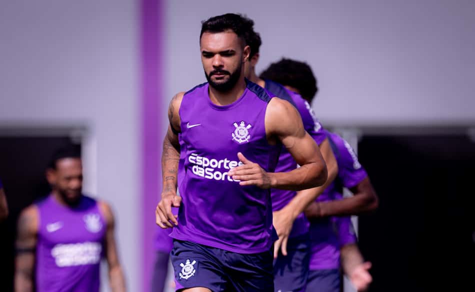 Raniele vai passar por exames (Foto: Rodrigo Coca/Agência Corinthians)