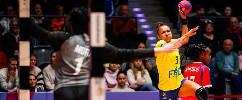 Brasil enfrenta a Suécia no último jogo da primeira fase