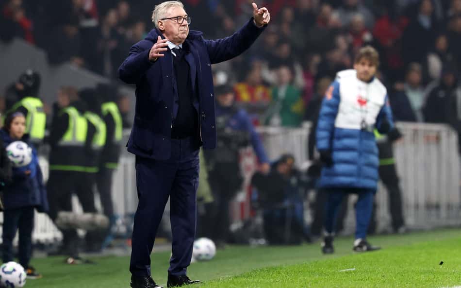 Carlo Ancelotti durante Brasil x Tunísia