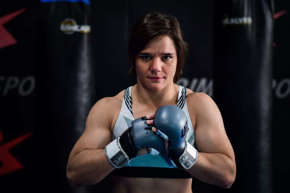 Ariane Carnelossi (Foto: Reprodução)