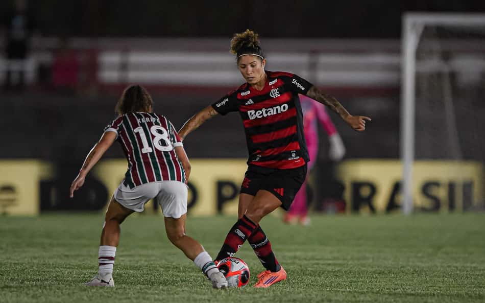 Cristiane avalia jogo do Flamengo e aponta problema no campo: 'Muito complicado'