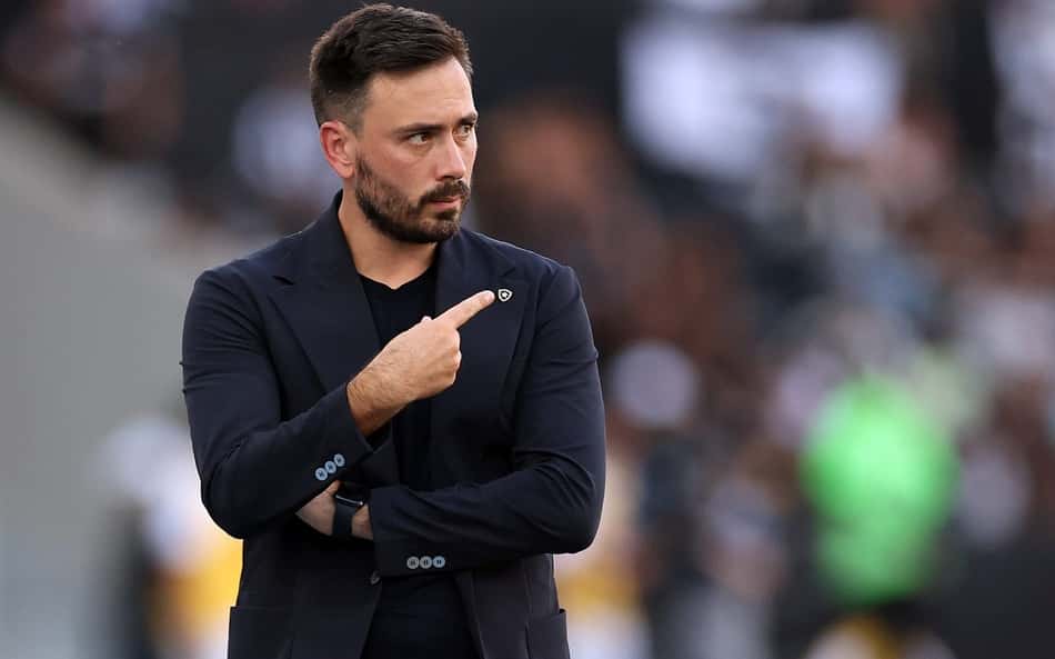 Botafogo e Grêmio têm escalações definidas com mudanças