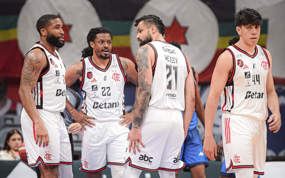 Flamengo vence mais uma no NBB. (Foto: PaulaReis/Flamengo)
