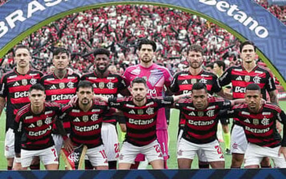Flamengo perfilado antes de pegar o Palmeiras (Foto: Gilvan de Souza/Flamengo)