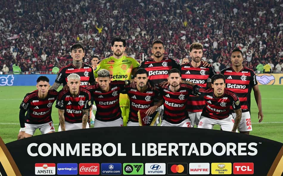 Presença de jogador na lista de relacionados do Flamengo choca a web: 'Surpreendeu'