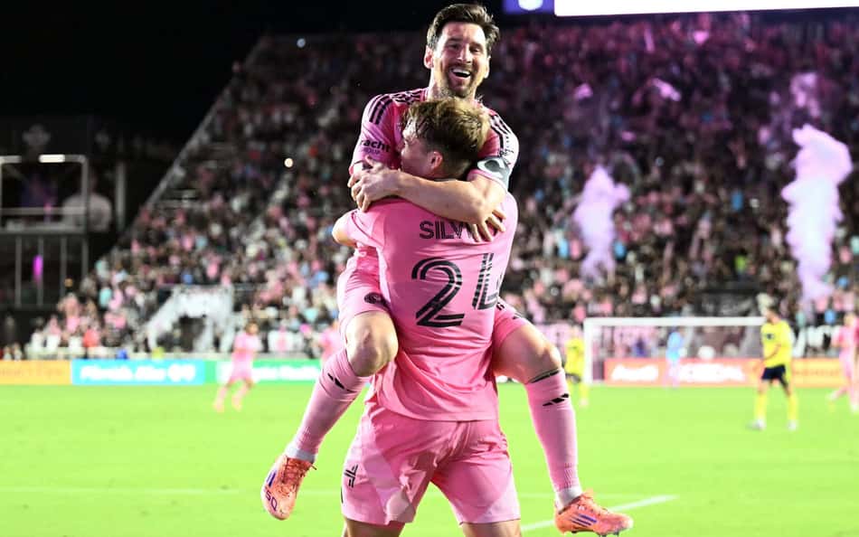 Messi faz um, dá três assistências, e Inter Miami vai à final da Conferência Leste