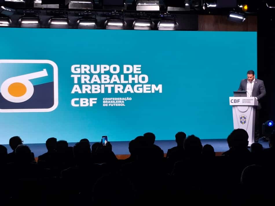 Presidente da CBF confirmou impedimento semiautomático no Brasileirão 2026