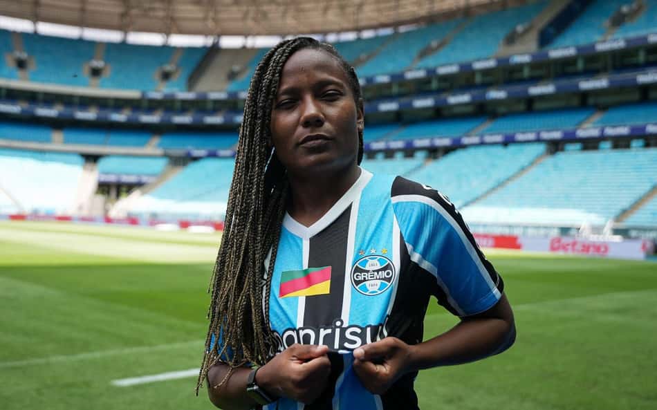 Exclusivo: zagueira Karol Arcanjo não fica no Grêmio para 2026