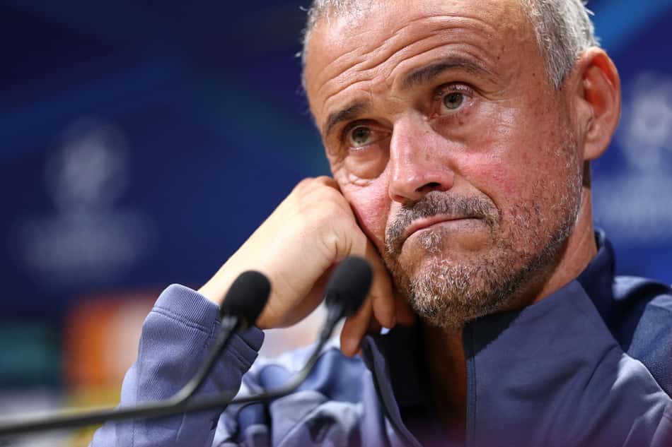 FBL-EUR-C1-PSG-PRESSER