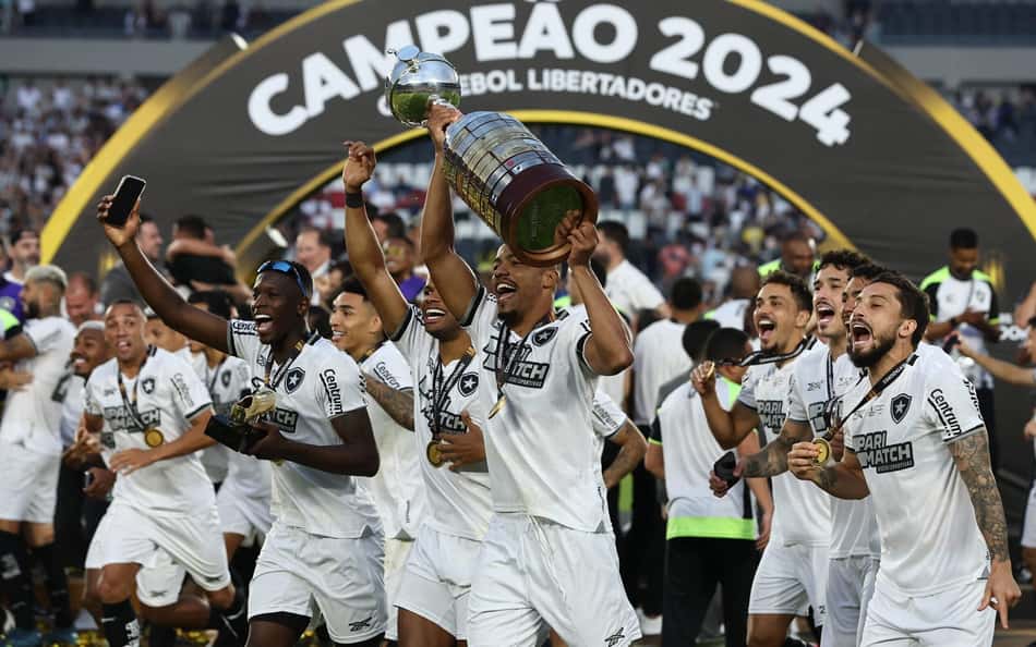 Atitude de campeão pelo Botafogo enlouquece torcedores: 'Te perdoo'