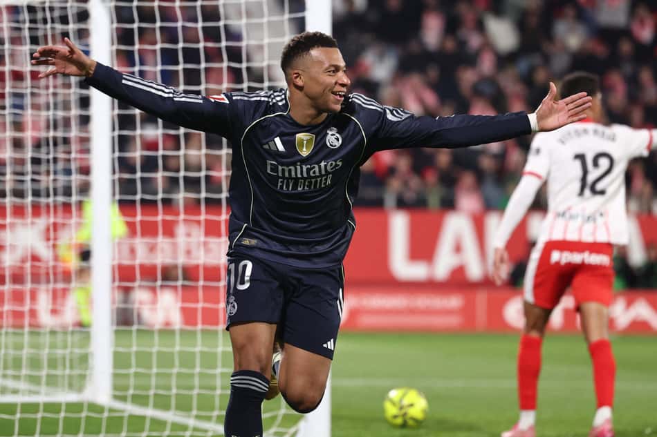 Mbappé comemora gol no jogo do Real Madrid contra o Girona