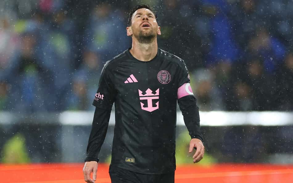 Messi faz gol antológico nos playoffs da MLS pelo Inter Miami; veja o lance