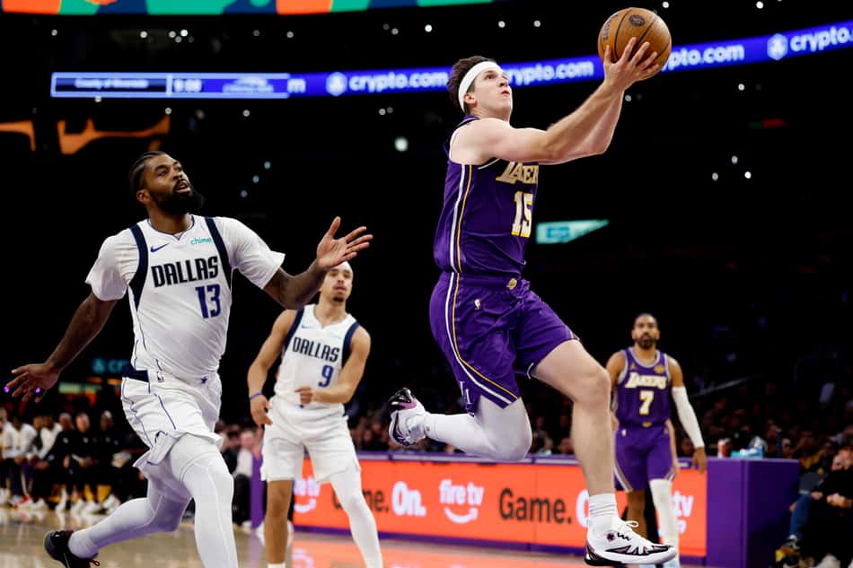 Austin Reaves foi o cestinha contra o Mavericks