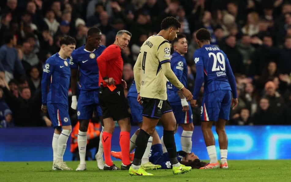 ronald-araujo-barcelona-chelsea-champions-league